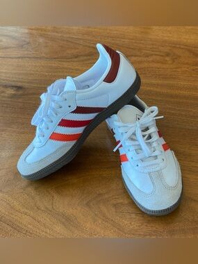Adidas Originals Youth Samba Sneakers w Bright Red/White/Better Scarlet Stripes
